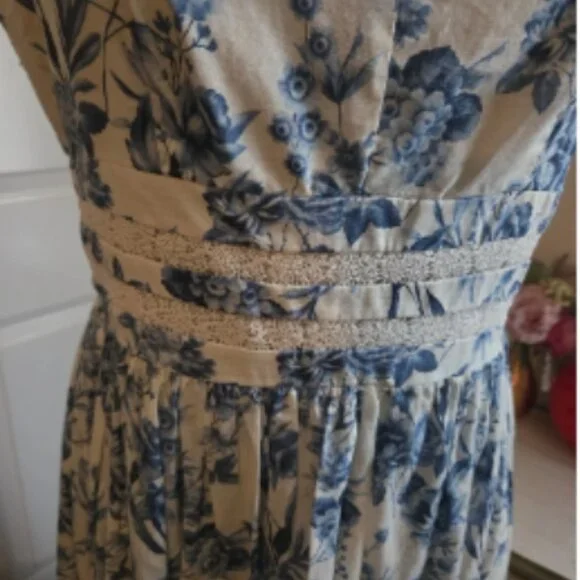 TAYLOR Floral Spring Dress - Picture 6 of 12